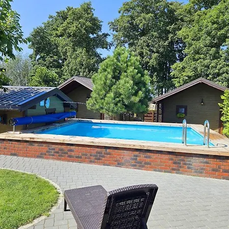 Semesterbostad Juros Namukas Su Baseinu Keturiems Kunigiskiuose Palanga